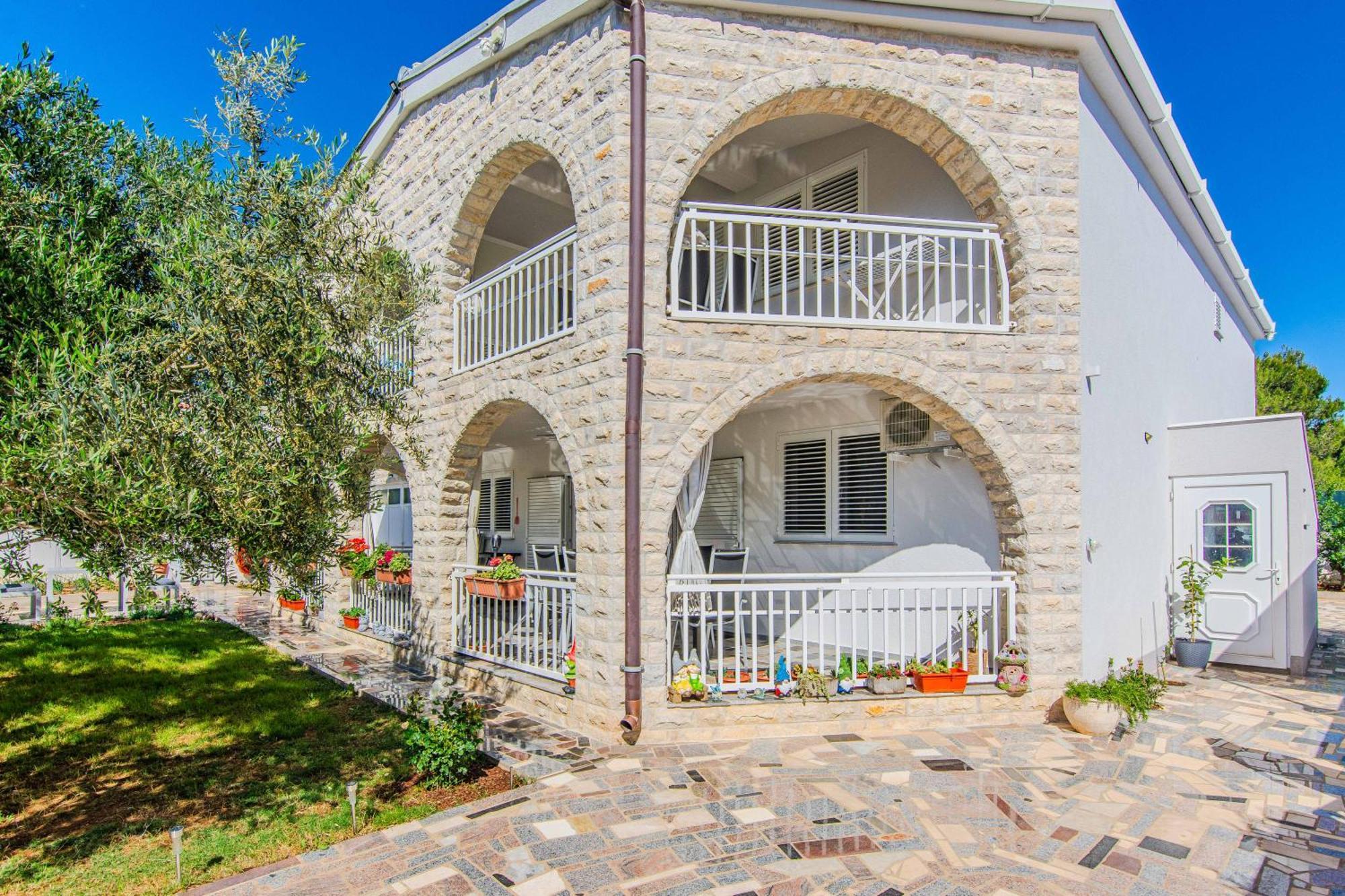 Apartmani Sanja ヴィル エクステリア 写真